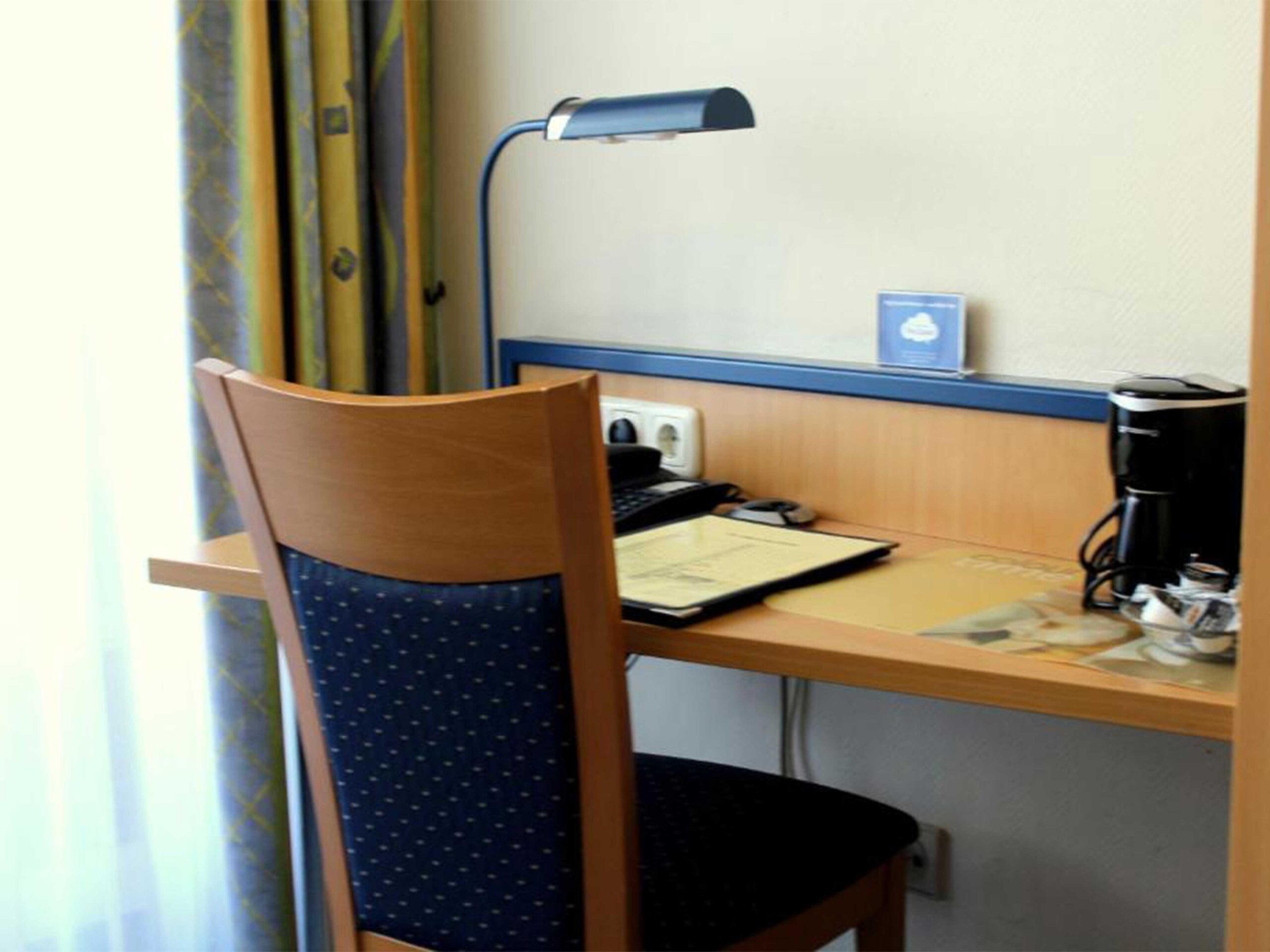 hotel-wallis-einzelzimmer-v16